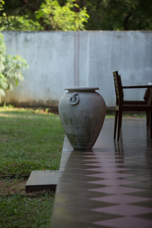 Hotel Chenra Kataragama Exterior photo